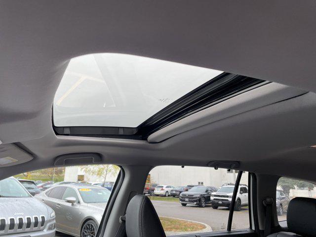 used 2022 Honda Pilot car, priced at $35,761