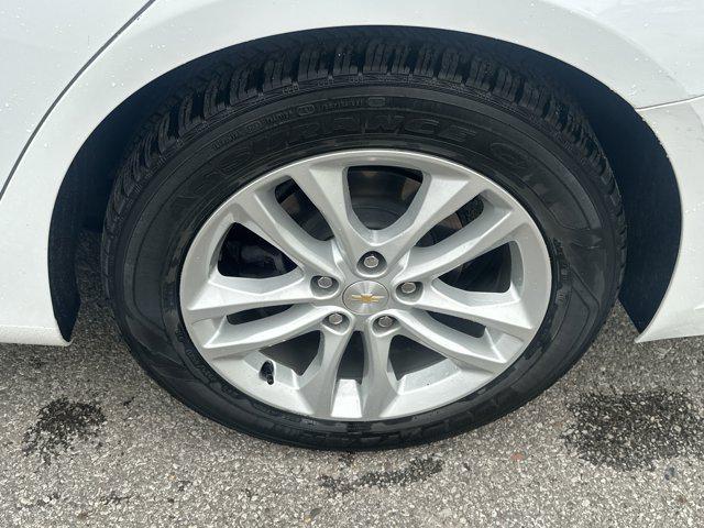 used 2017 Chevrolet Malibu car, priced at $16,441