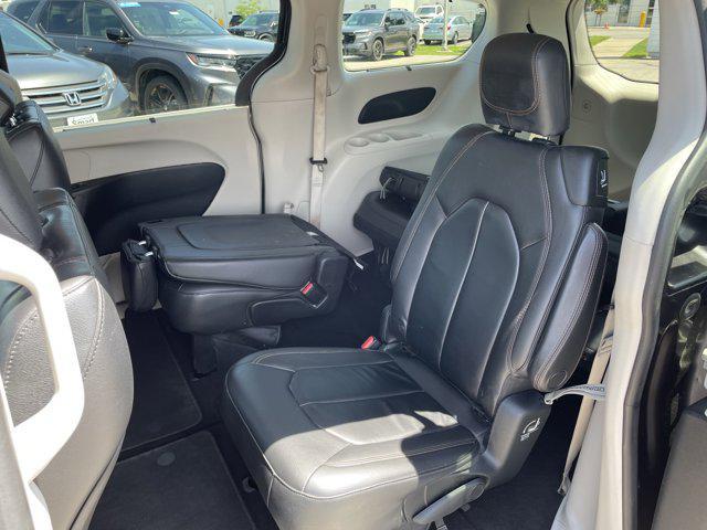 used 2017 Chrysler Pacifica car, priced at $11,496