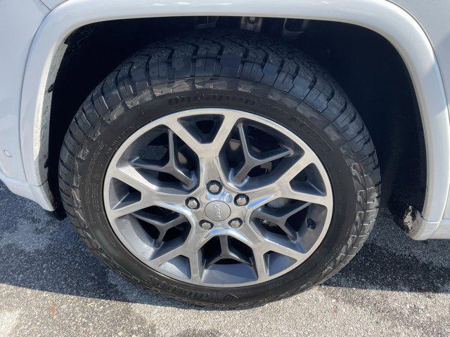 used 2020 Jeep Grand Cherokee car, priced at $19,793