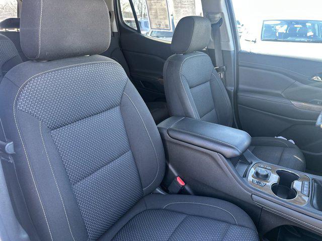 used 2022 GMC Acadia car, priced at $19,998