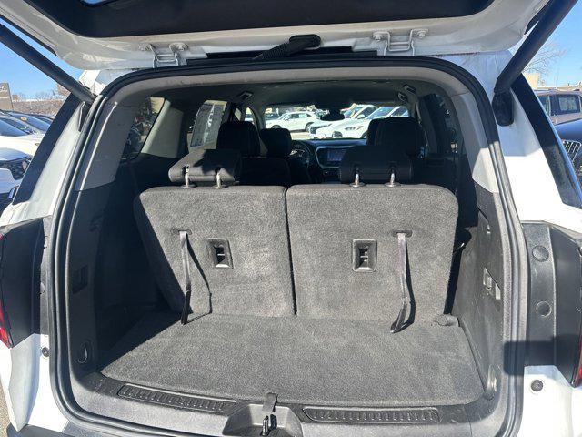 used 2022 GMC Acadia car, priced at $19,998