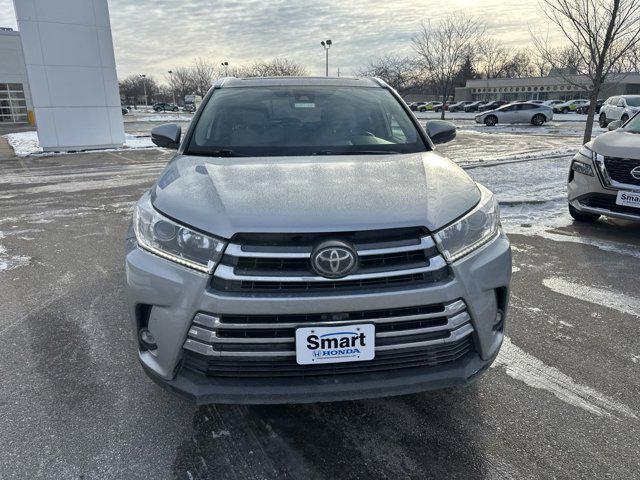 used 2019 Toyota Highlander car, priced at $24,692