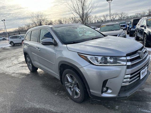 used 2019 Toyota Highlander car, priced at $24,692