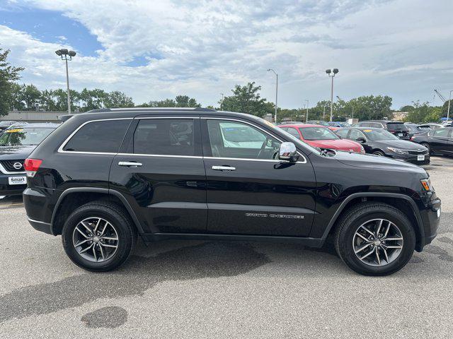 used 2017 Jeep Grand Cherokee car, priced at $12,794