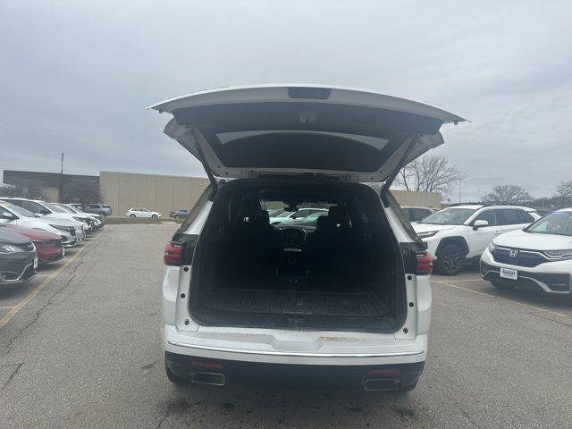 used 2023 Chevrolet Traverse car, priced at $36,497
