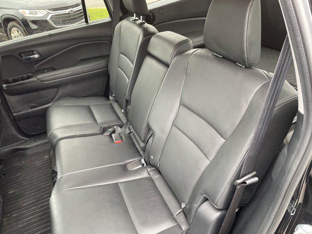 used 2022 Honda Pilot car, priced at $32,201