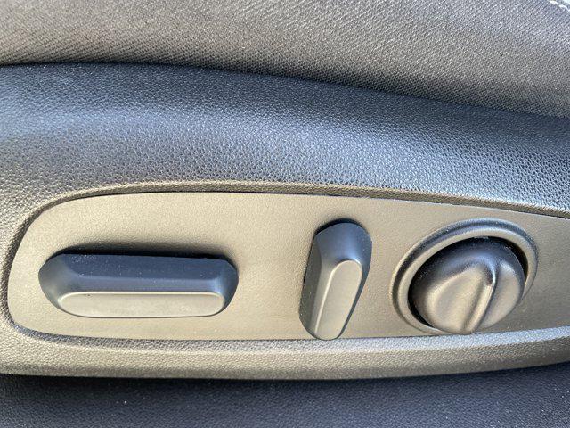 used 2022 Chevrolet Equinox car, priced at $19,293