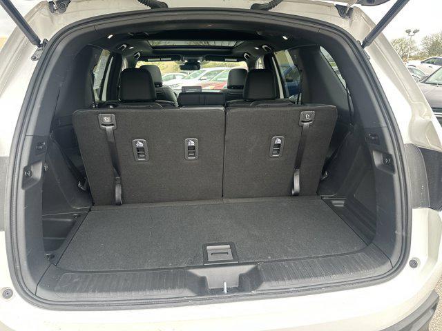 used 2025 Honda Pilot car, priced at $55,233
