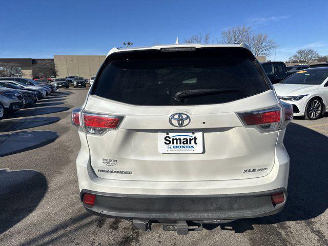 used 2015 Toyota Highlander car, priced at $22,981