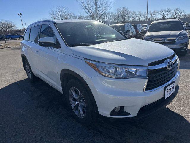 used 2015 Toyota Highlander car, priced at $22,981