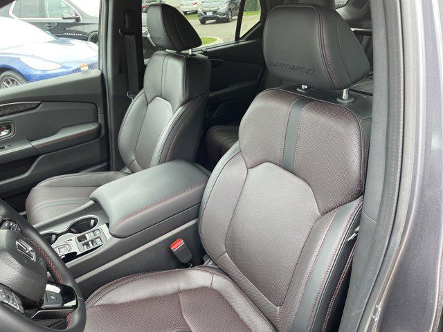 used 2025 Honda Pilot car, priced at $54,991