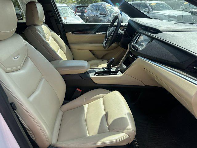 used 2018 Cadillac XT5 car, priced at $10,992
