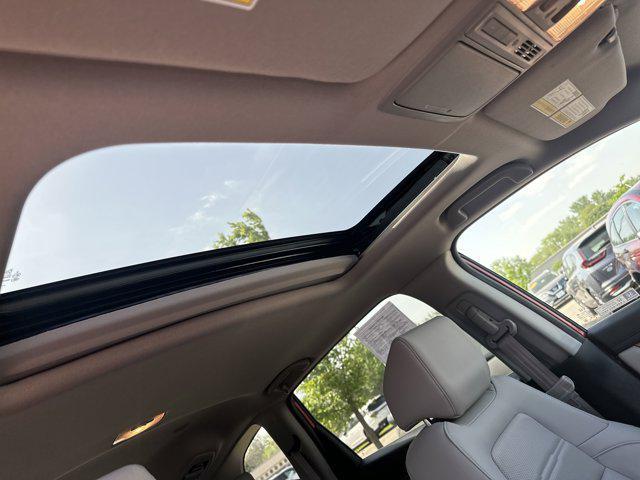 used 2022 Honda CR-V car, priced at $33,353