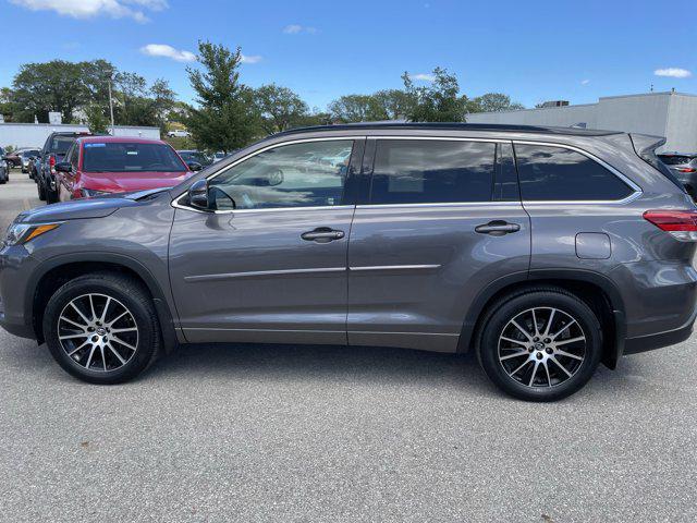 used 2017 Toyota Highlander car, priced at $16,993
