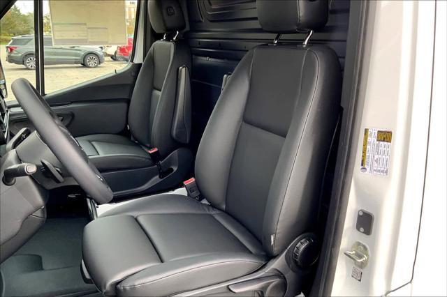 new 2024 Mercedes-Benz Sprinter 2500 car, priced at $60,086