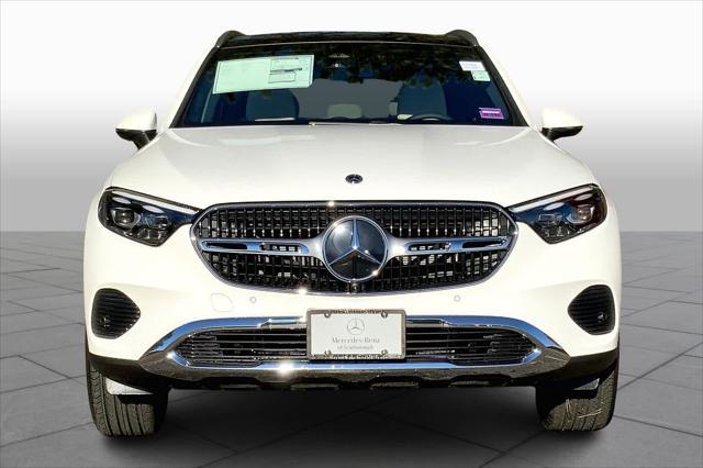 new 2025 Mercedes-Benz GLC 300 car, priced at $59,620