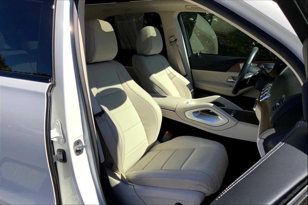 used 2024 Mercedes-Benz GLE 350 car, priced at $59,234