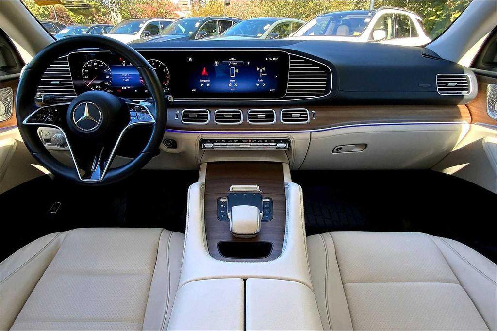 used 2024 Mercedes-Benz GLE 350 car, priced at $59,234