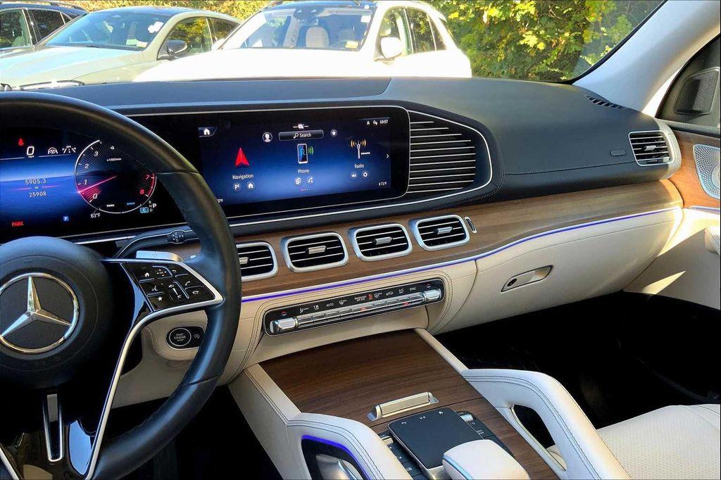 used 2024 Mercedes-Benz GLE 350 car, priced at $59,234