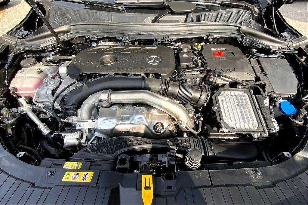 new 2026 Mercedes-Benz GLA 250 car, priced at $51,625