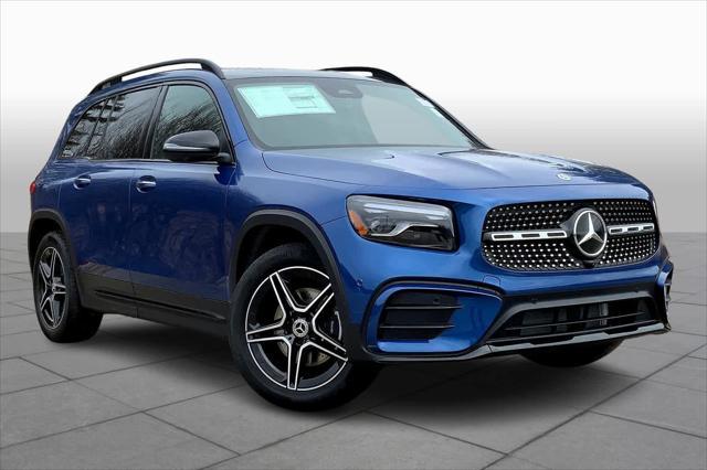 new 2024 Mercedes-Benz GLB 250 car, priced at $49,111