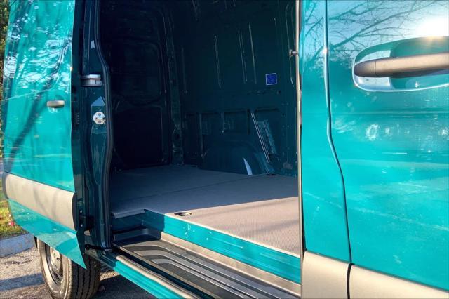 new 2025 Mercedes-Benz Sprinter 2500 car, priced at $80,269