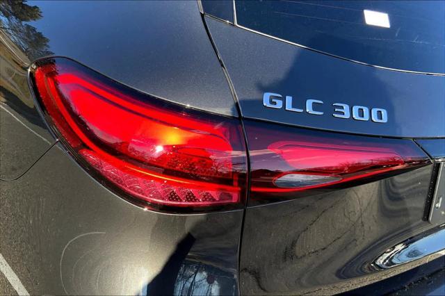 new 2025 Mercedes-Benz GLC 300 car, priced at $60,585