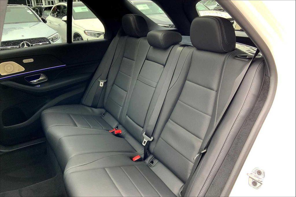 new 2026 Mercedes-Benz GLE 450 car, priced at $84,065