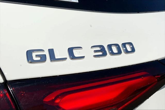 new 2025 Mercedes-Benz GLC 300 car, priced at $58,115