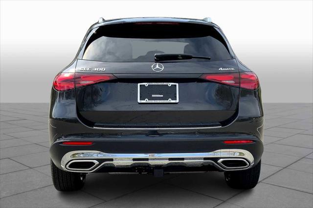 new 2025 Mercedes-Benz GLC 300 car, priced at $59,915