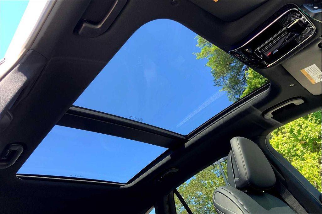 new 2026 Mercedes-Benz GLC 300 car, priced at $59,080