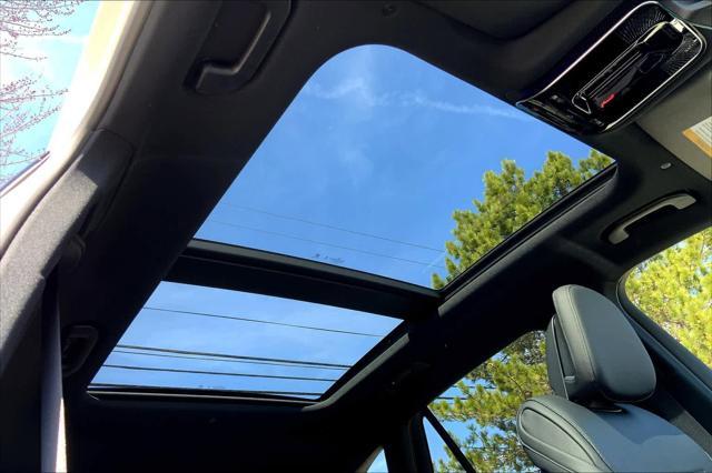 new 2025 Mercedes-Benz GLC 300 car, priced at $60,315