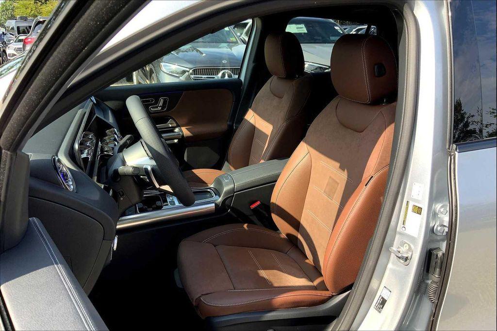 new 2026 Mercedes-Benz GLA 250 car, priced at $55,375