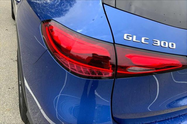 new 2025 Mercedes-Benz GLC 300 car, priced at $59,095