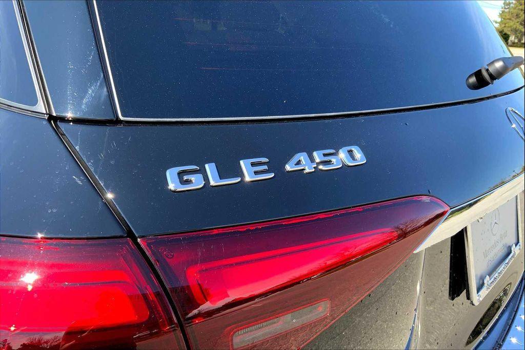 new 2026 Mercedes-Benz GLE 450 car, priced at $82,150