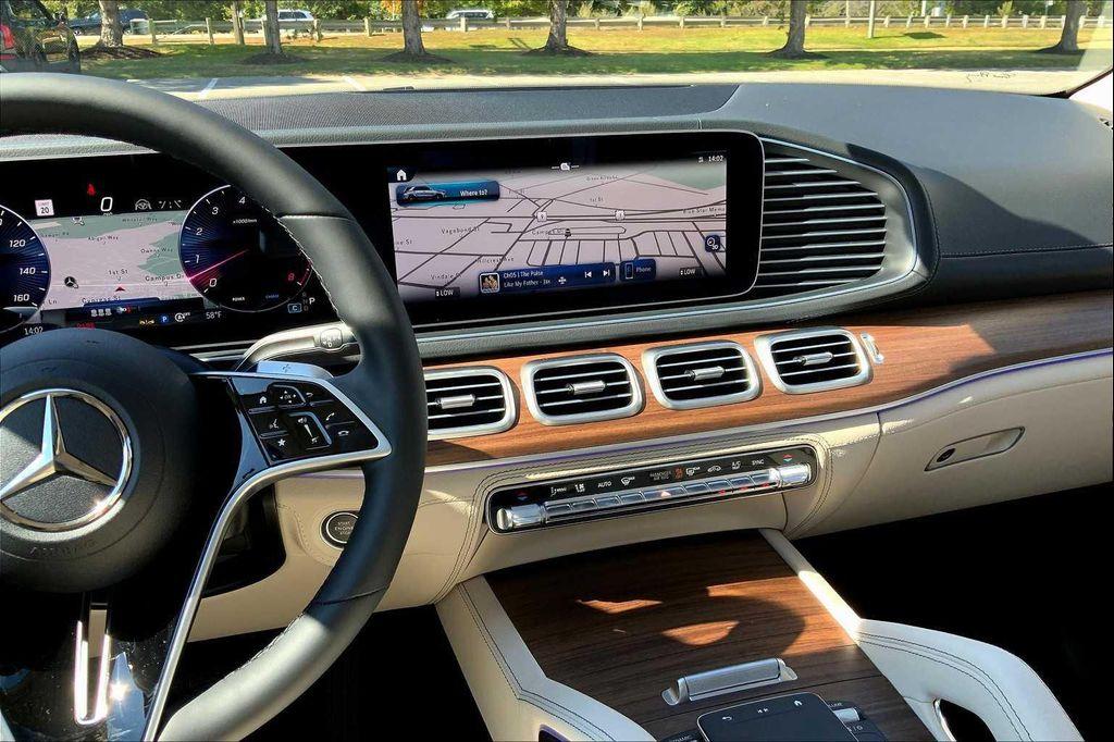 new 2026 Mercedes-Benz GLE 450 car, priced at $82,150