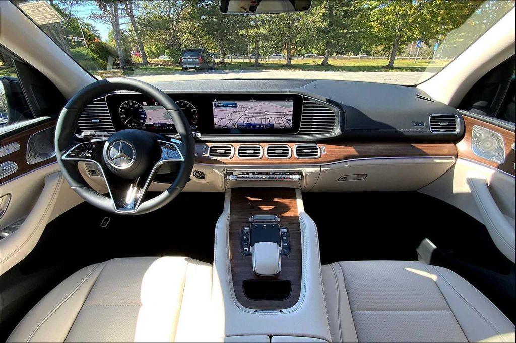 new 2026 Mercedes-Benz GLE 450 car, priced at $82,150