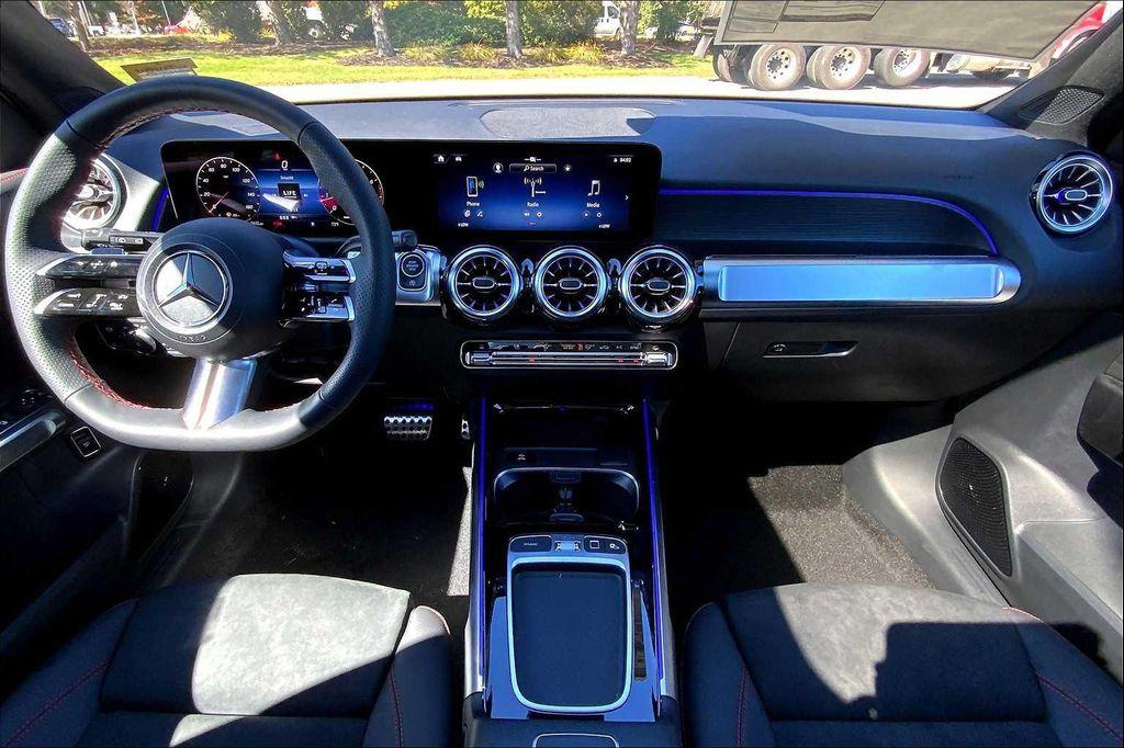 new 2026 Mercedes-Benz GLB 250 car, priced at $56,320