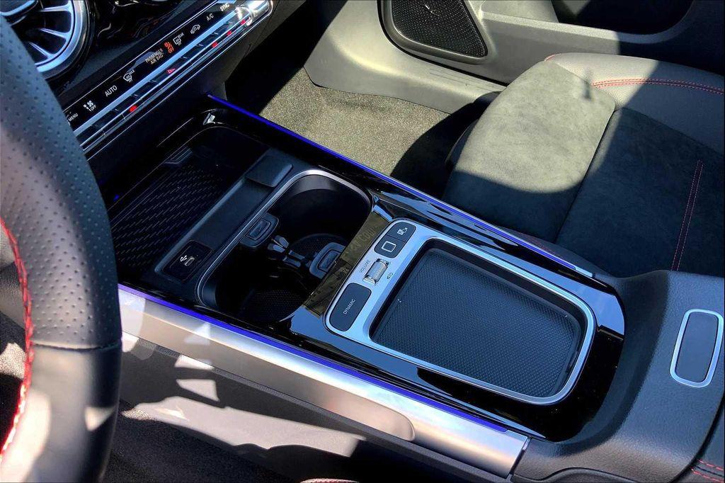 new 2026 Mercedes-Benz GLB 250 car, priced at $56,320