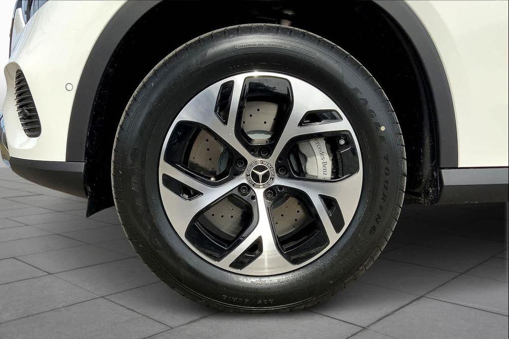 used 2025 Mercedes-Benz GLC 350e car, priced at $59,594