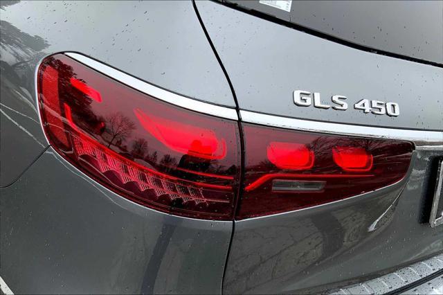 new 2025 Mercedes-Benz GLS 450 car, priced at $95,685
