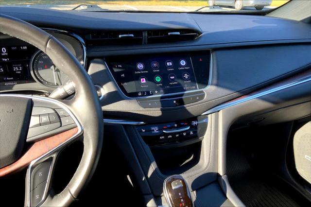 used 2020 Cadillac XT5 car, priced at $28,973