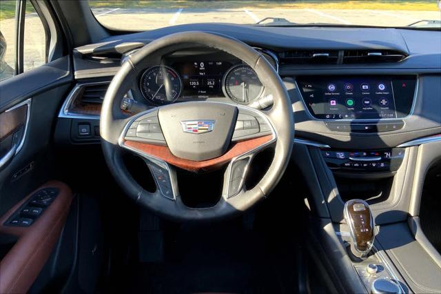 used 2020 Cadillac XT5 car, priced at $28,973