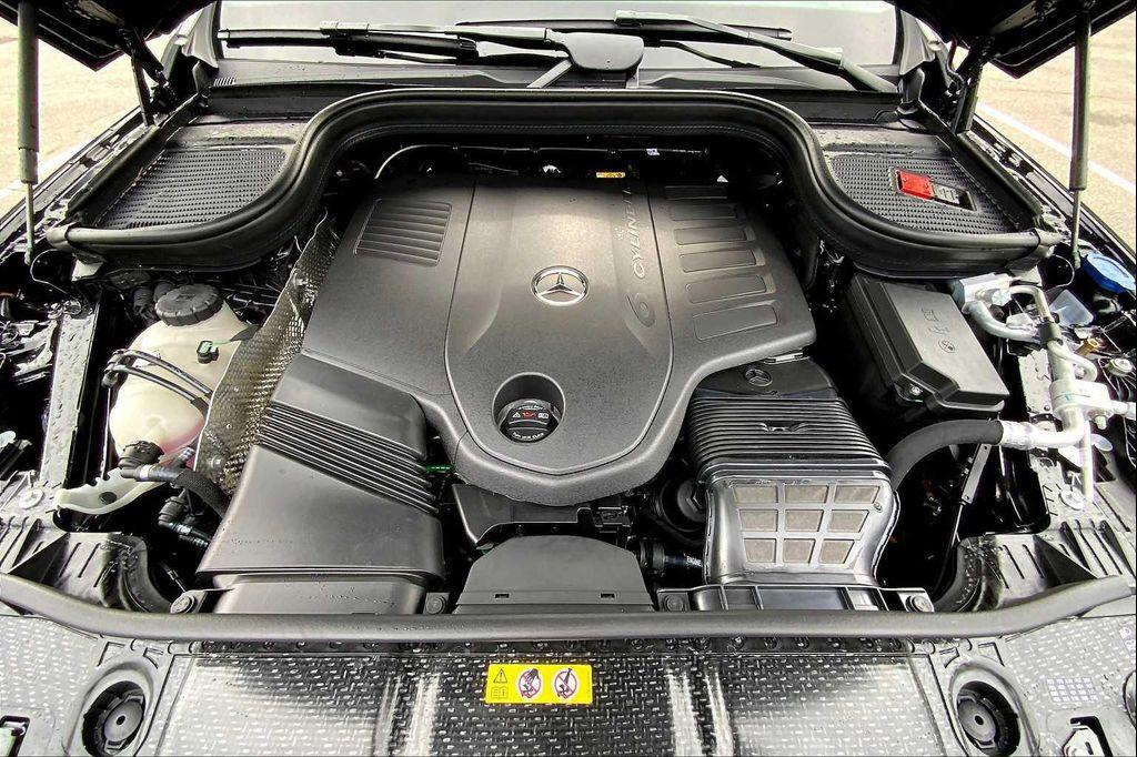 new 2026 Mercedes-Benz GLE 450 car, priced at $90,210