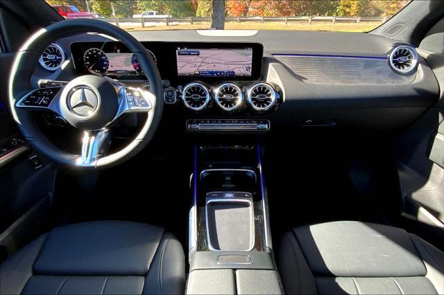 new 2025 Mercedes-Benz GLA 250 car, priced at $51,955