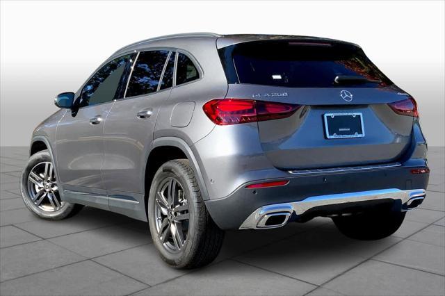 new 2025 Mercedes-Benz GLA 250 car, priced at $51,955