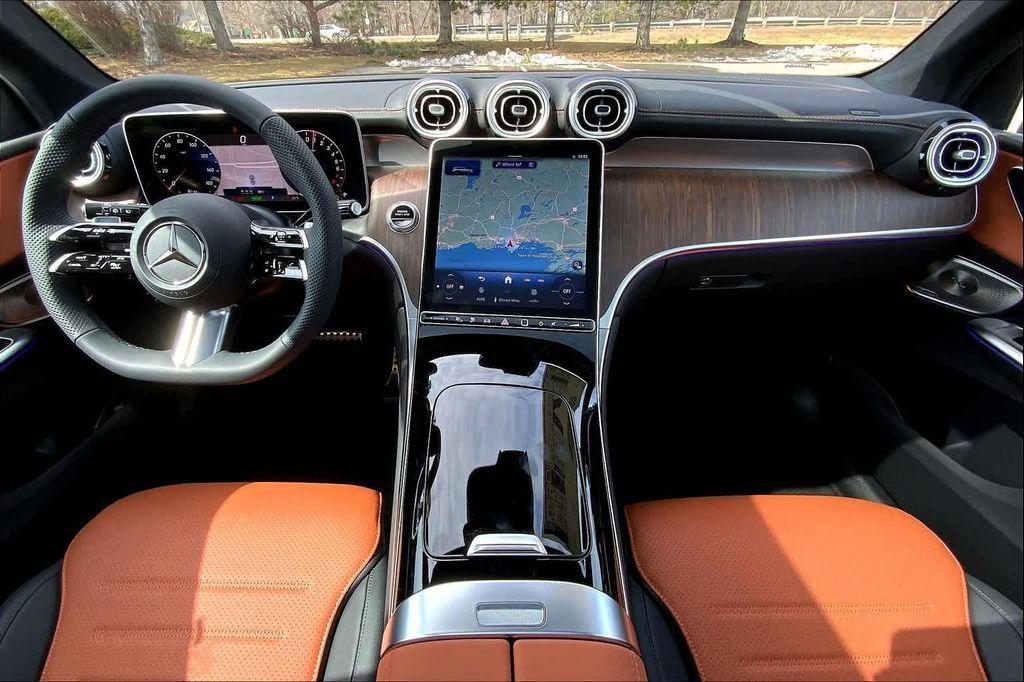 new 2025 Mercedes-Benz GLC 350e car, priced at $71,865