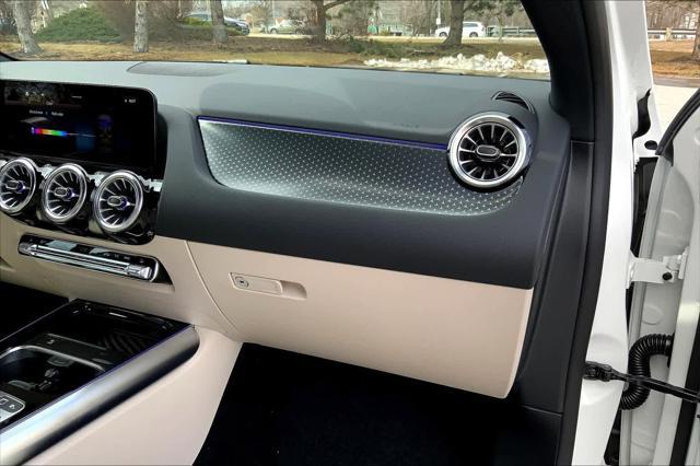 new 2025 Mercedes-Benz GLA 250 car, priced at $46,650