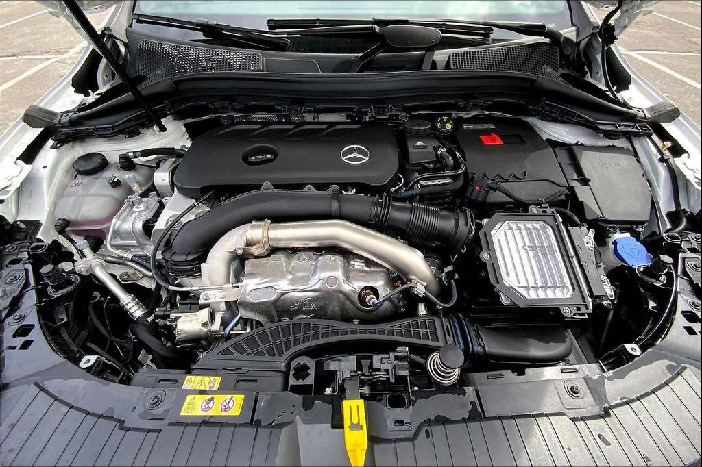 new 2025 Mercedes-Benz GLA 250 car, priced at $46,650